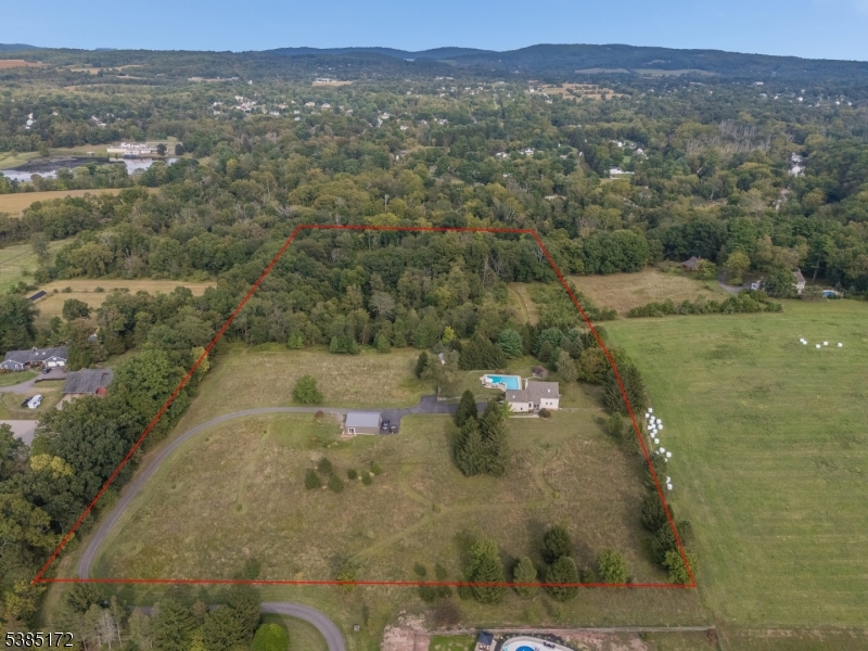 70 Sidney School Rd