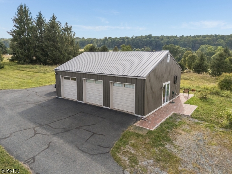 70 Sidney School Rd