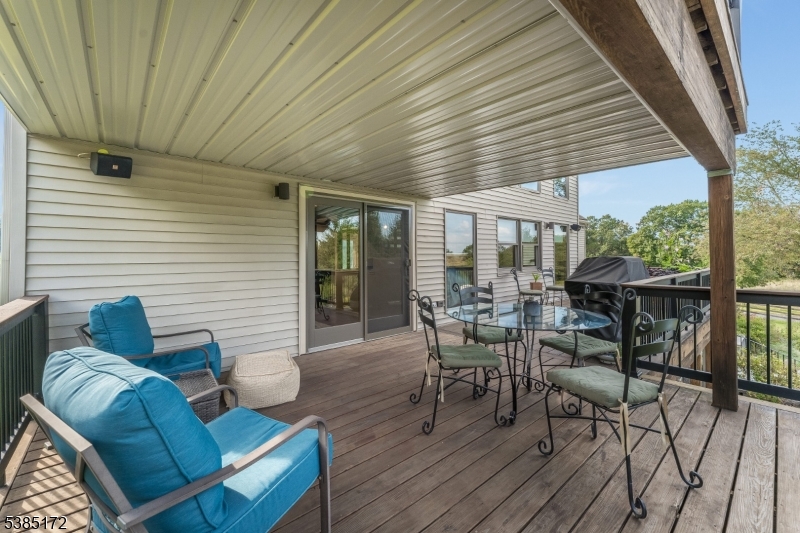 70 Sidney School Rd