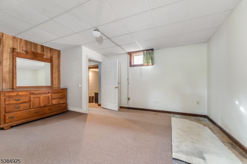 215 Stamets Rd