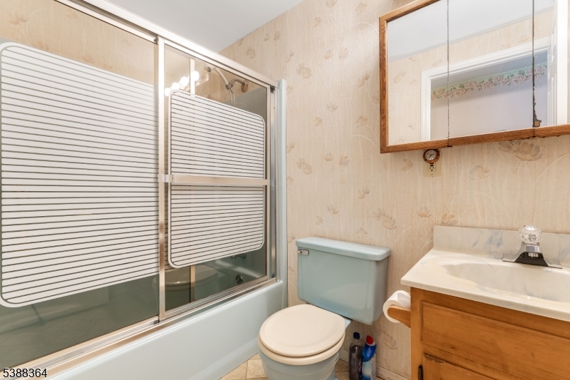 14 ROSEMONT-RINGOES ROAD