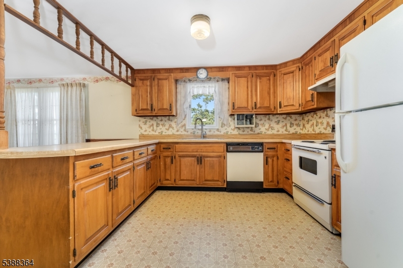 14 ROSEMONT-RINGOES ROAD