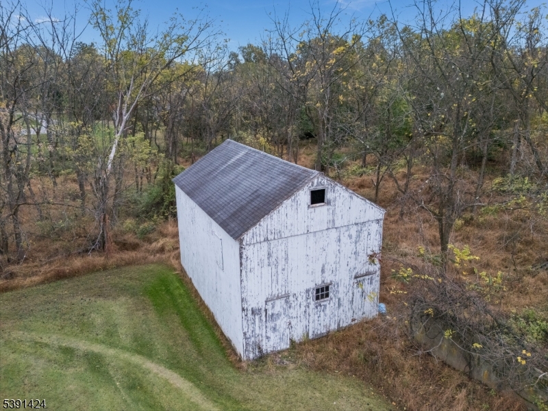 33 Sergeantsville Rd