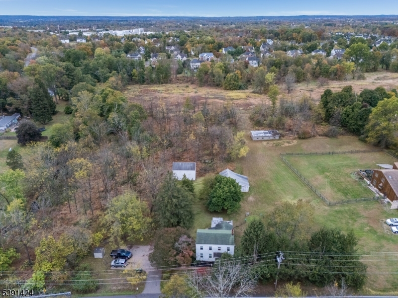 33 Sergeantsville Rd