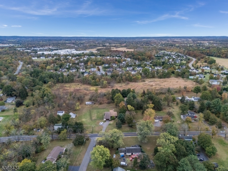 33 Sergeantsville Rd