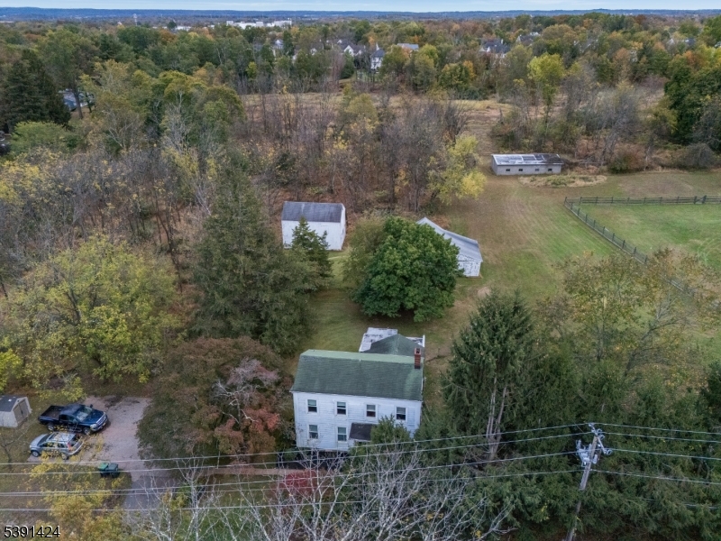 33 Sergeantsville Rd