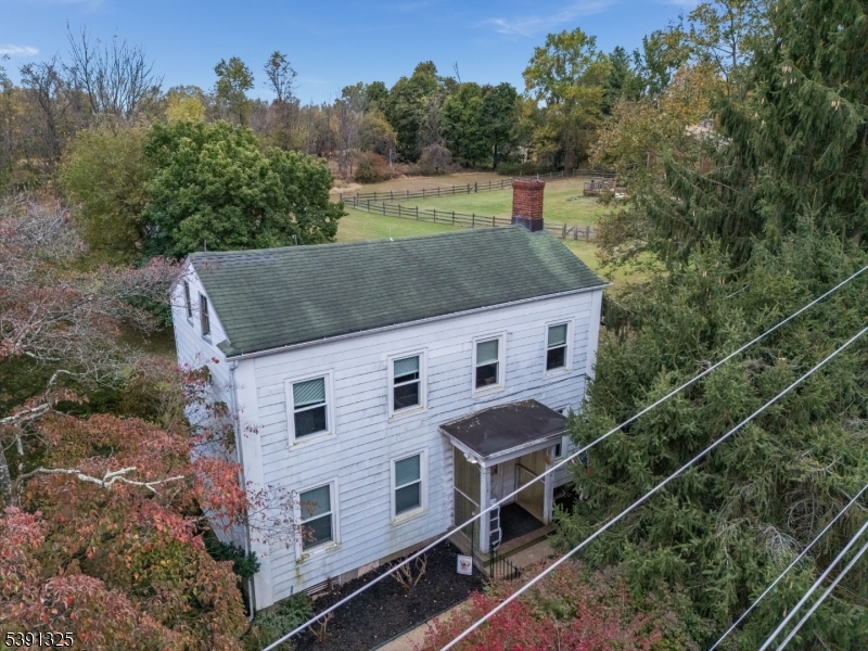 33 Sergeantsville Rd