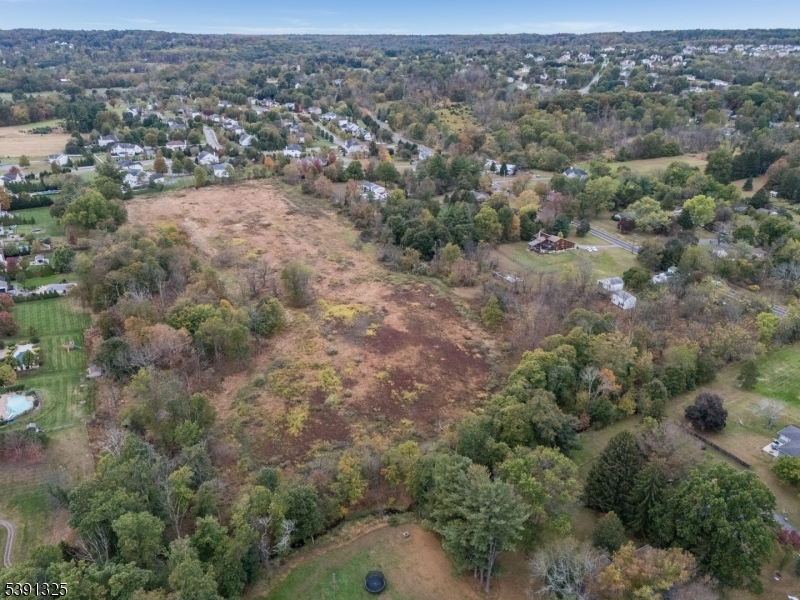 33 Sergeantsville Rd