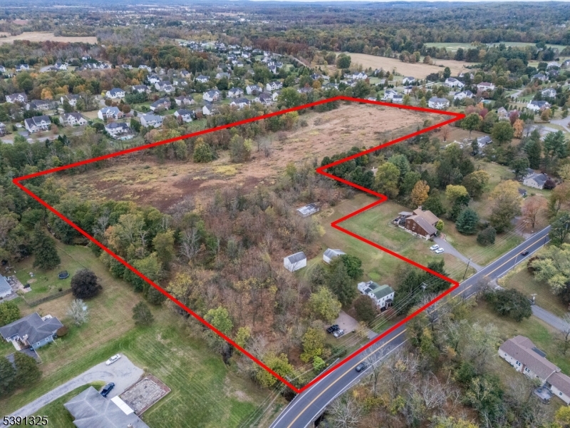 33 Sergeantsville Rd