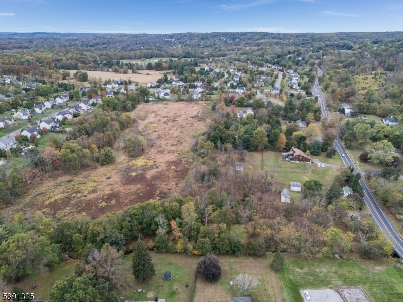 33 Sergeantsville Rd