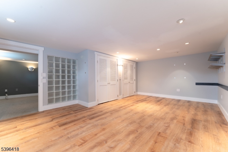 31 CHERRYVILLE HOLLOW ROAD