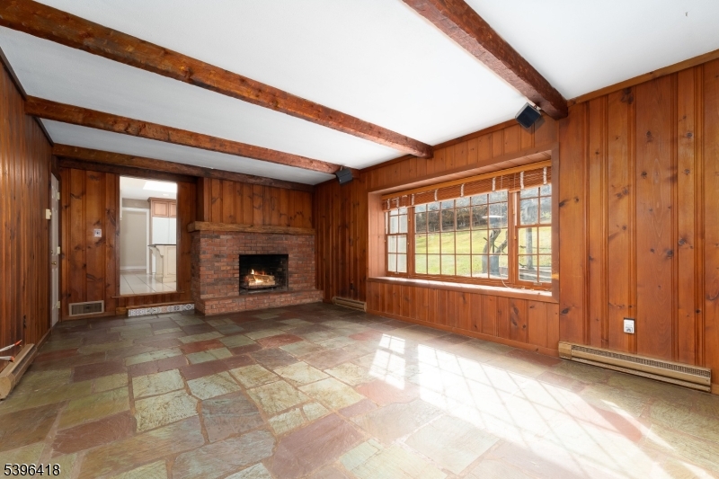 31 CHERRYVILLE HOLLOW ROAD