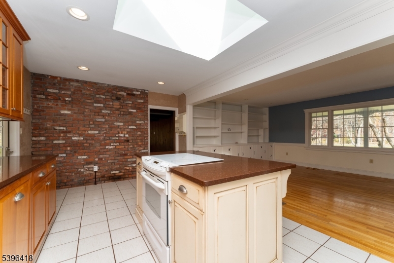 31 CHERRYVILLE HOLLOW ROAD