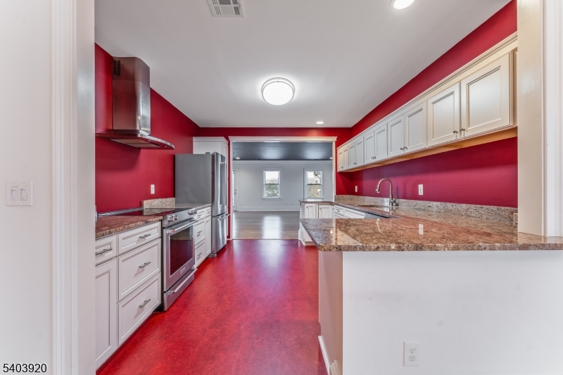 16 MAIN STREET PENTHOUSE 16C