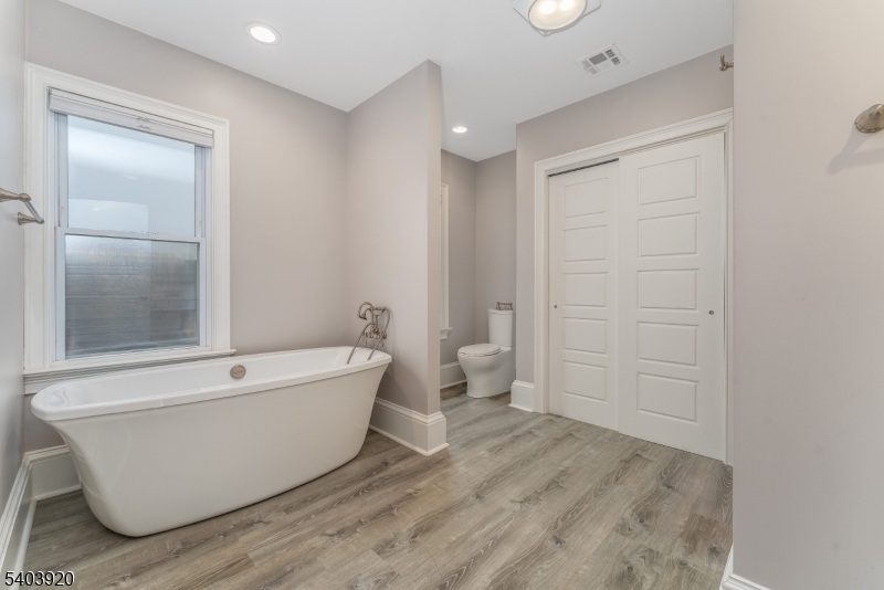 16 MAIN STREET PENTHOUSE 16C