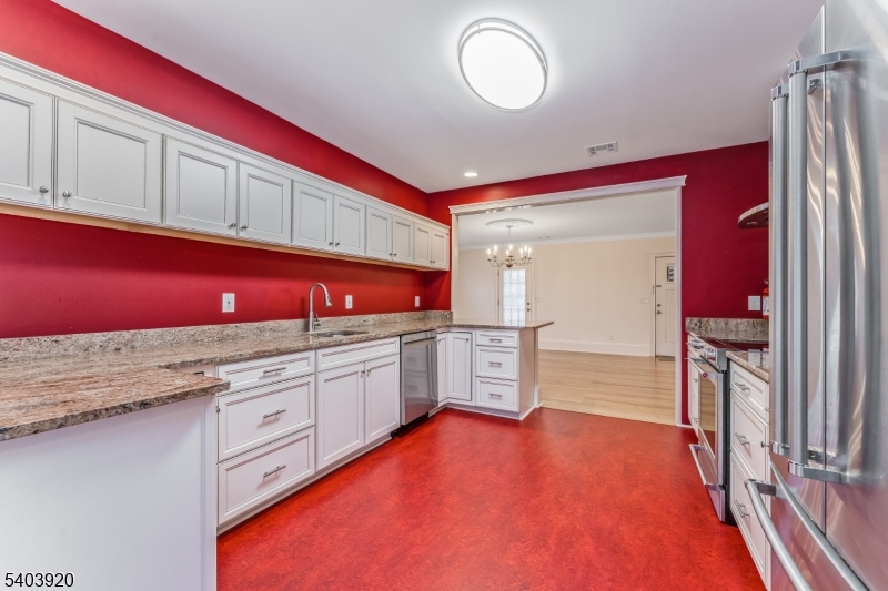 16 MAIN STREET PENTHOUSE 16C