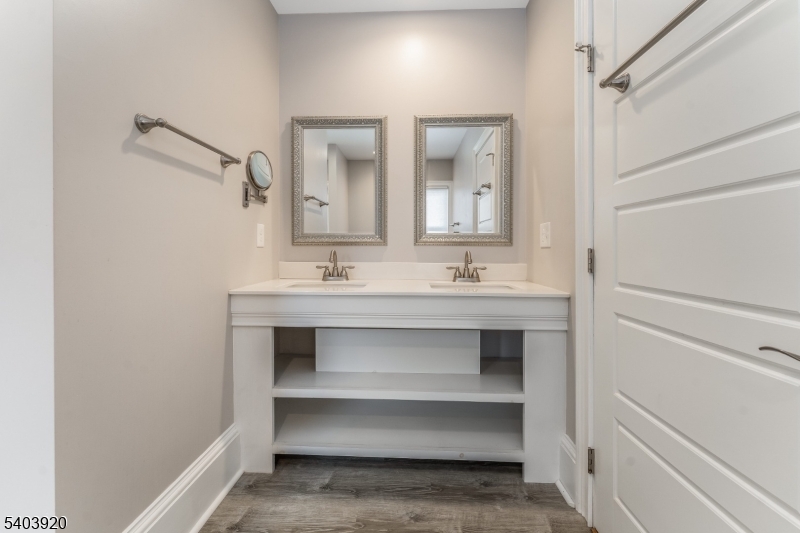 16 MAIN STREET PENTHOUSE 16C