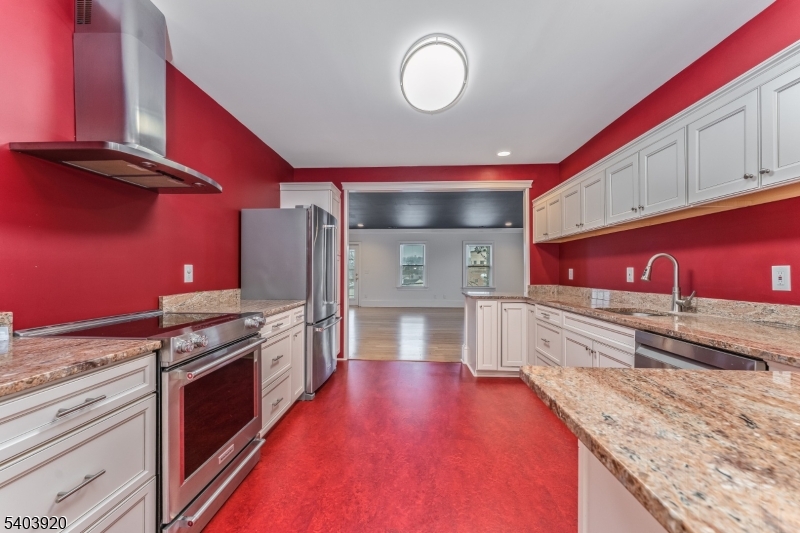 16 MAIN STREET PENTHOUSE 16C