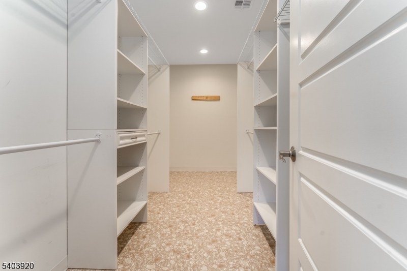 16 MAIN STREET PENTHOUSE 16C