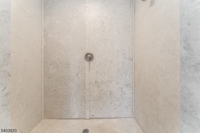 16 MAIN STREET PENTHOUSE 16C