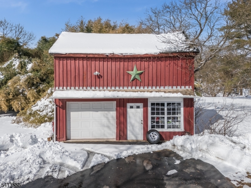 40 Sergeantsville Rd