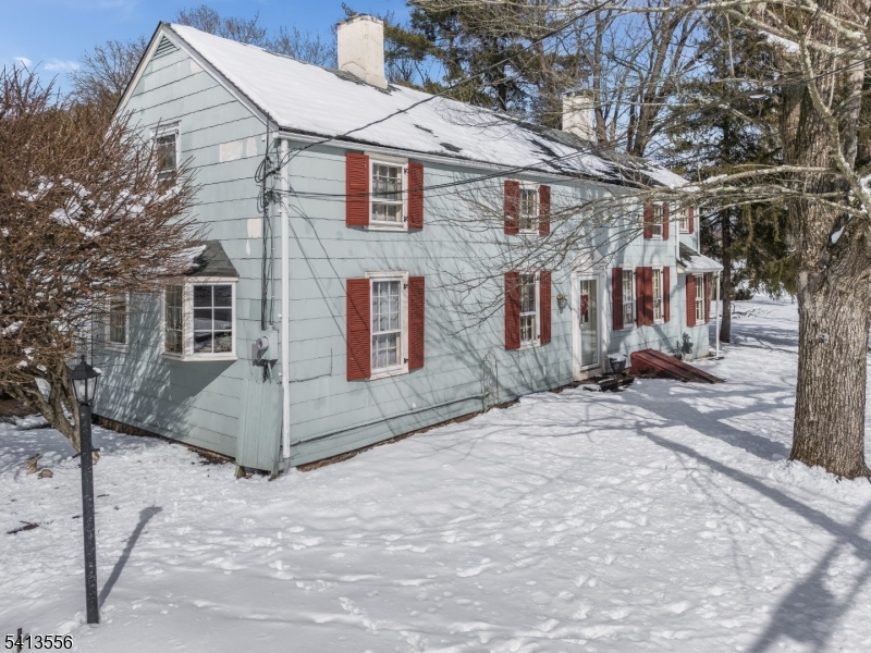 40 Sergeantsville Rd