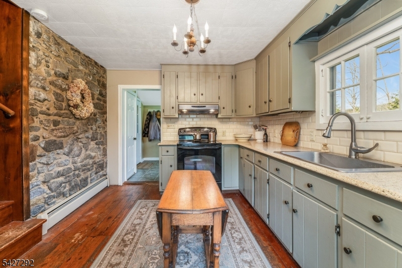 226 Finesville Road