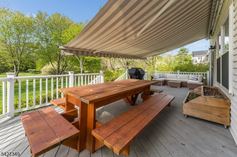 45 GRANDIN COURT