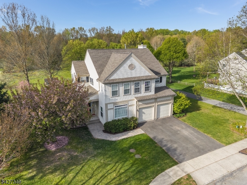 45 GRANDIN COURT