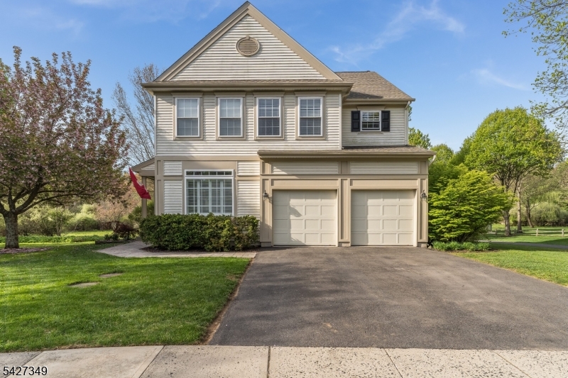 45 GRANDIN COURT