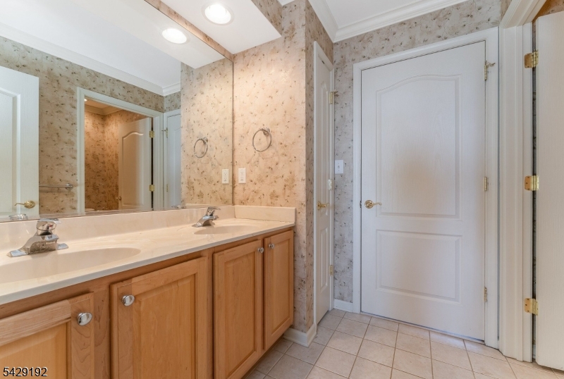3 Kentview Ct