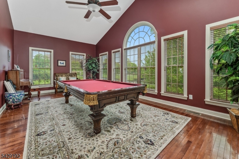 3 Kentview Ct