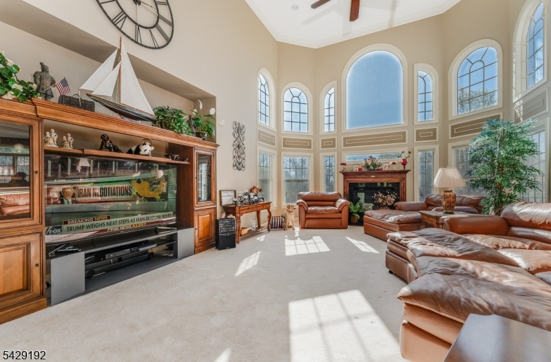 3 Kentview Ct