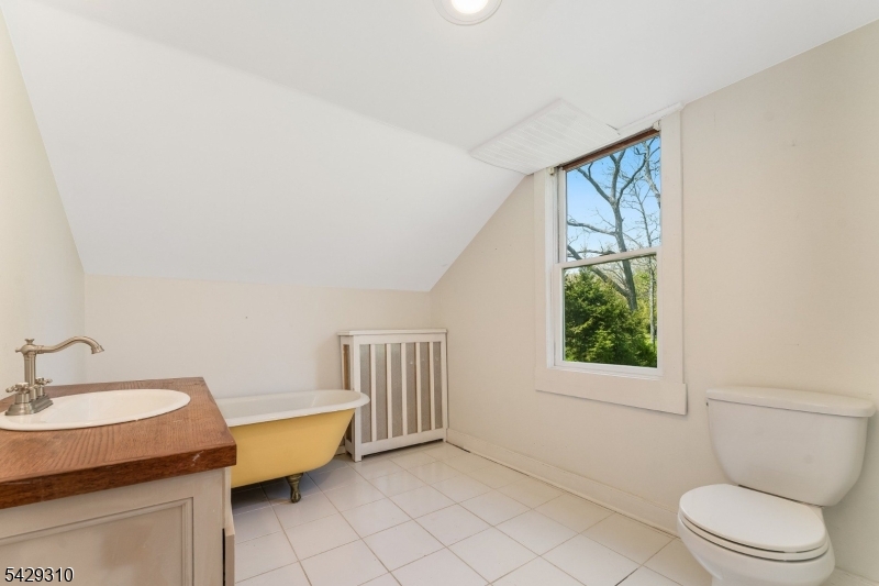 234 Califon-Cokesbury Rd