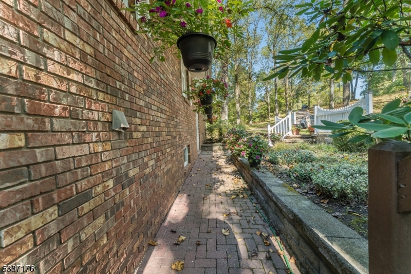 82 Hickory Corner Road