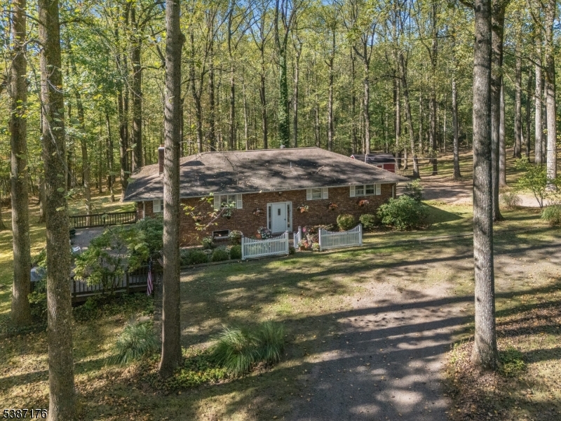 82 Hickory Corner Road