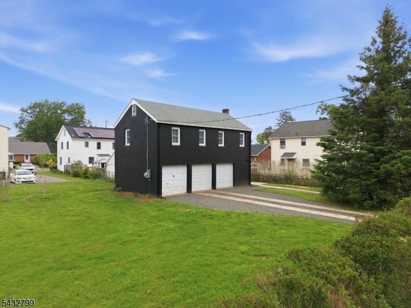 6 Highland Ave