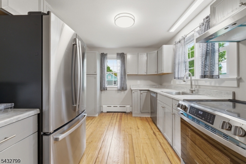 6 Highland Ave