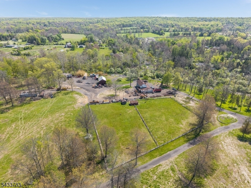 9 Creamery Ln