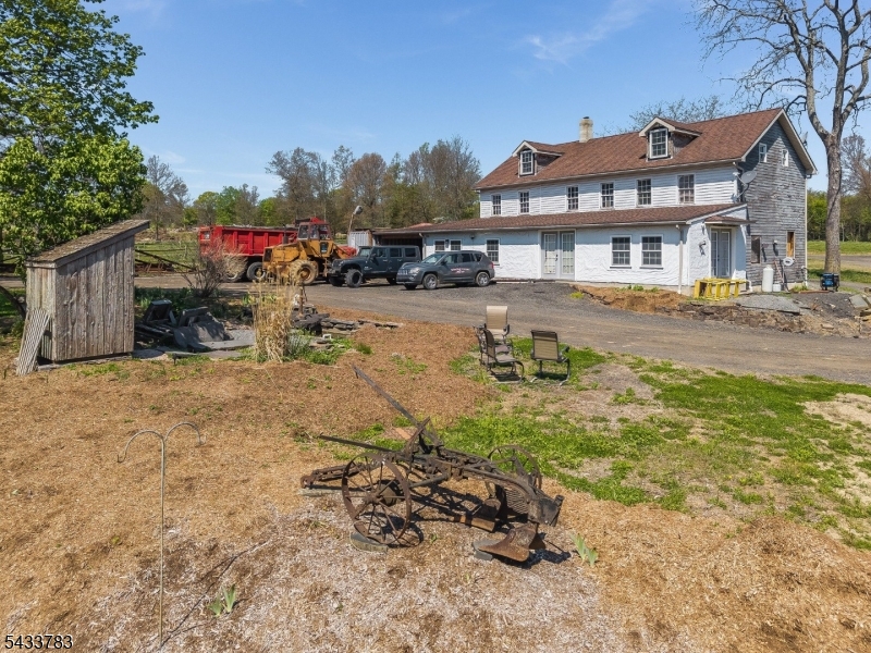 9 Creamery Ln
