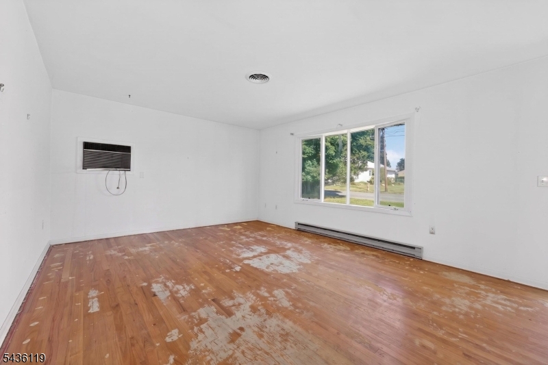 800 Lynda Rd
