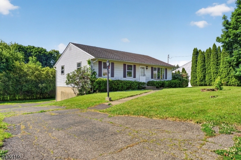 800 Lynda Rd