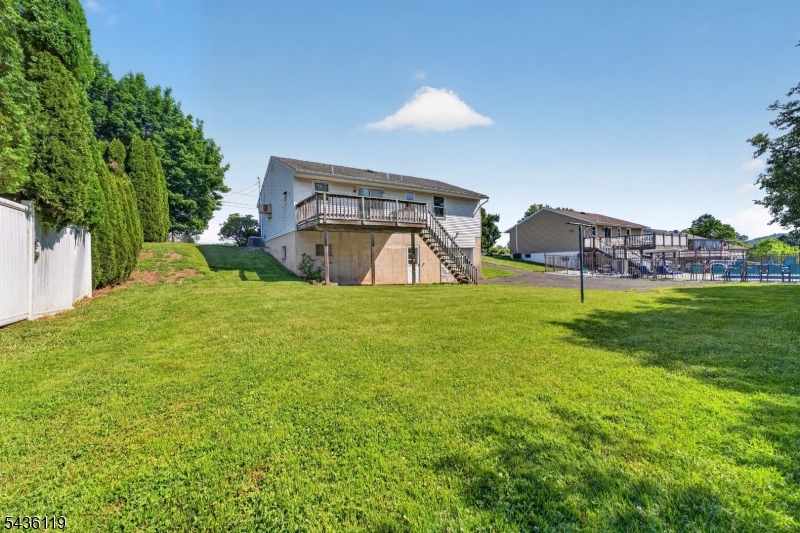 800 Lynda Rd