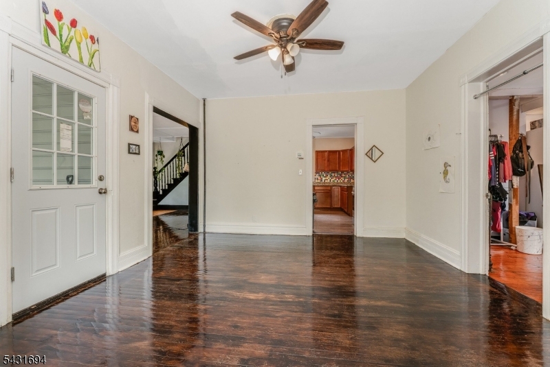 5 Springside Dr