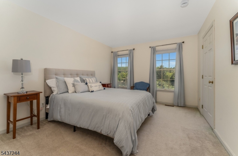 27 Kalan Farm Rd