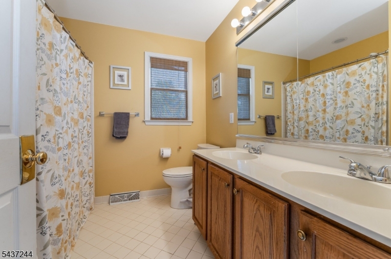 27 Kalan Farm Rd