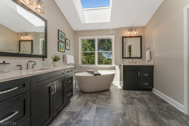27 Kalan Farm Rd