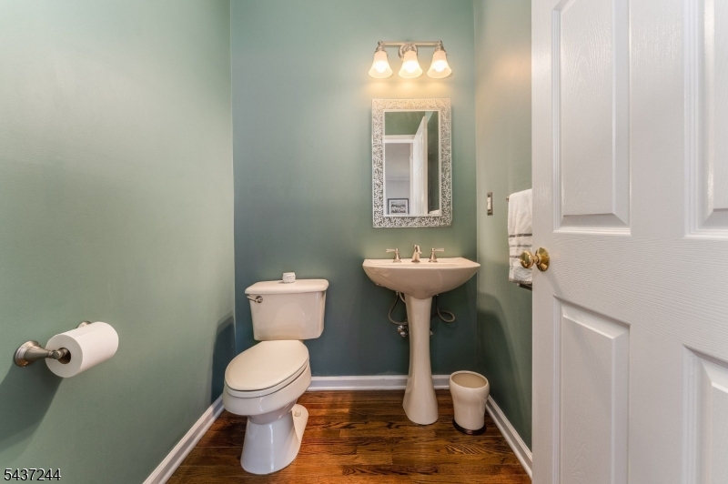 27 Kalan Farm Rd