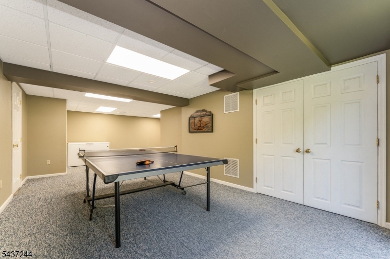 27 Kalan Farm Rd