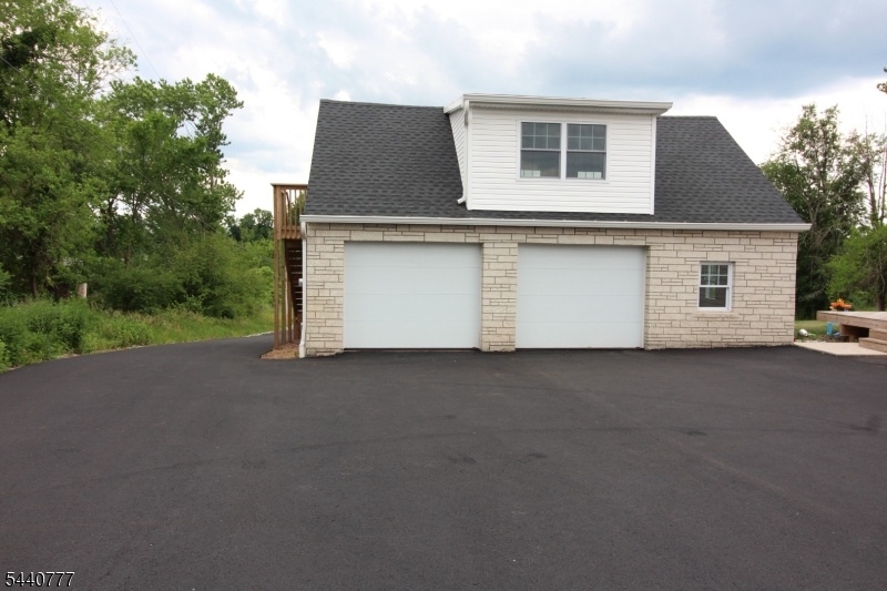 1058 State Highway12